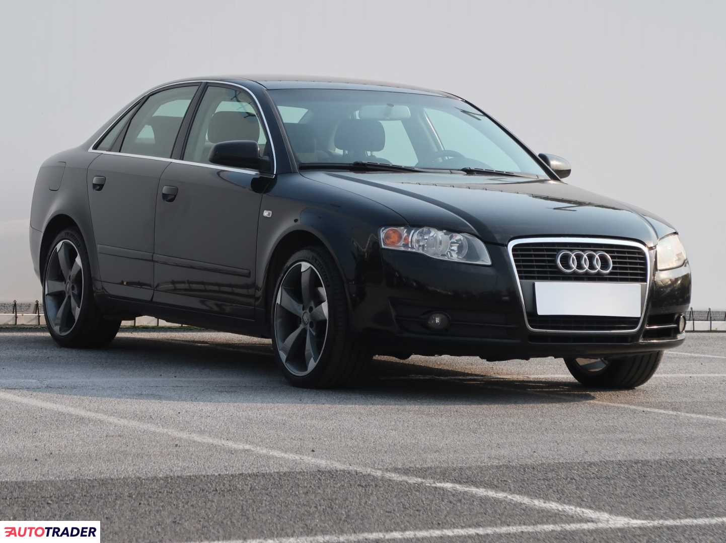 Audi A4 2004 2.0 138 KM