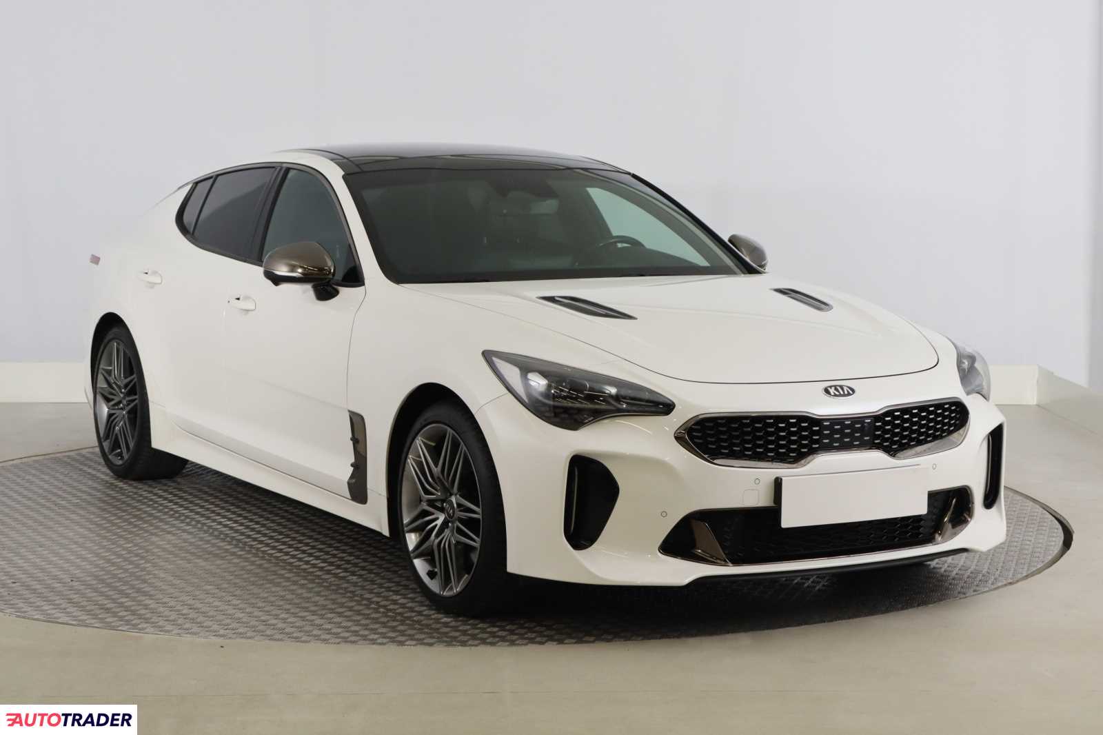 Kia Stinger 2020 3.3 360 KM