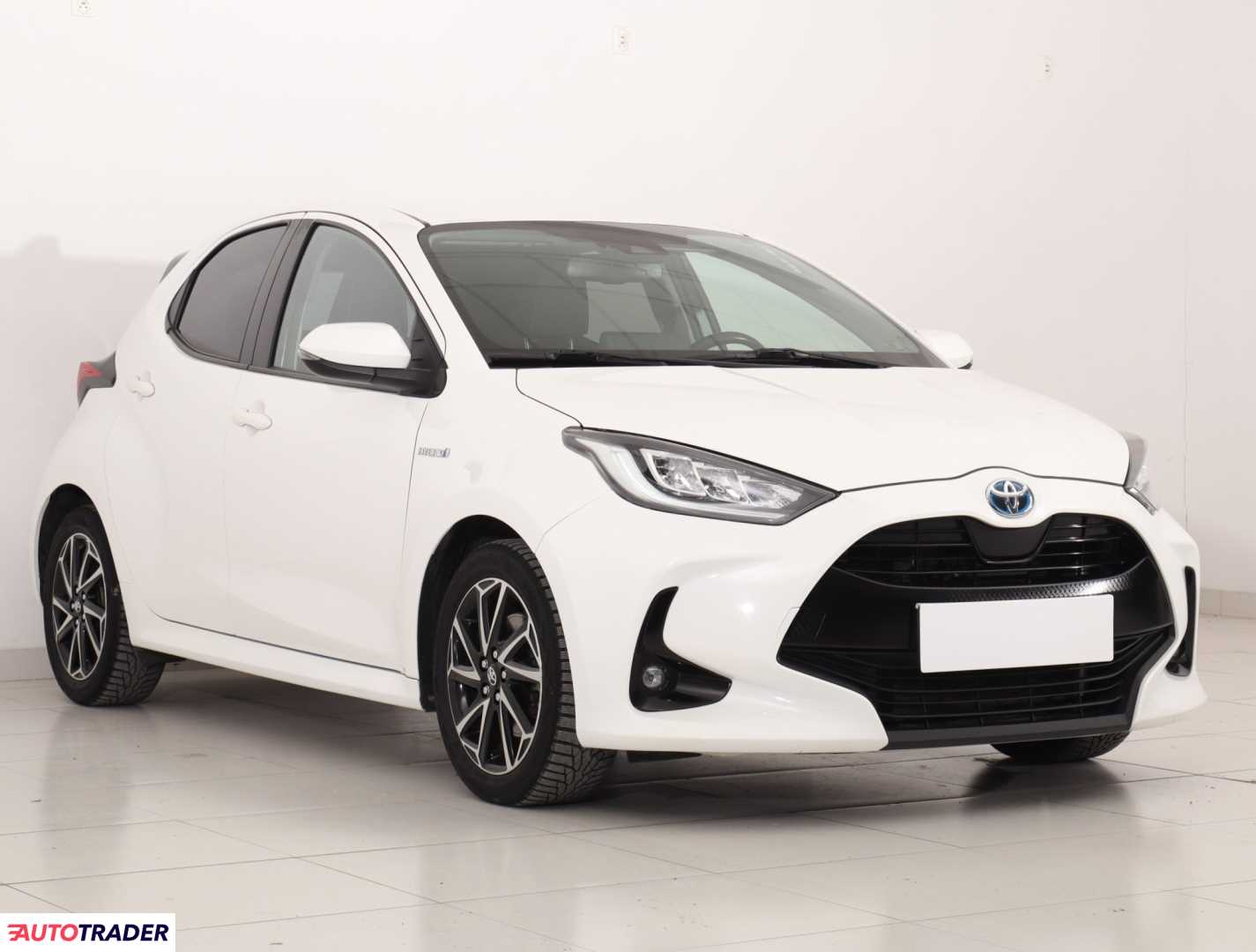 Toyota Yaris 2020 1.5 113 KM