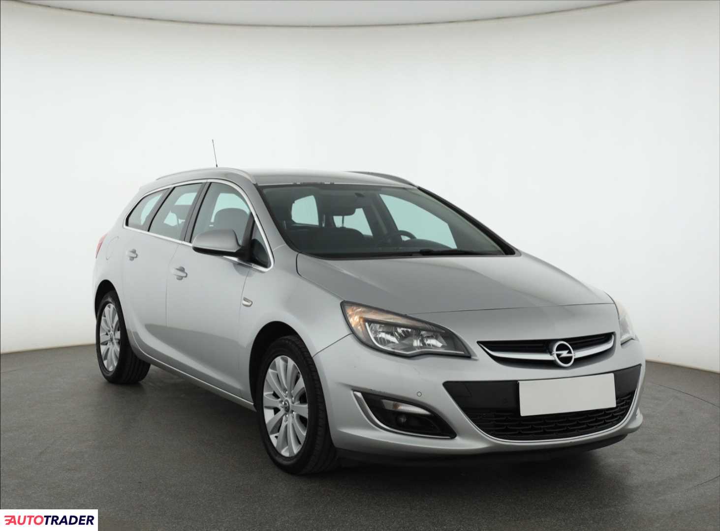 Opel Astra 2014 1.7 108 KM