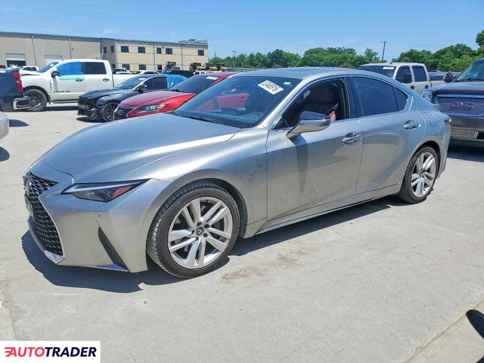 Lexus IS 2021 2