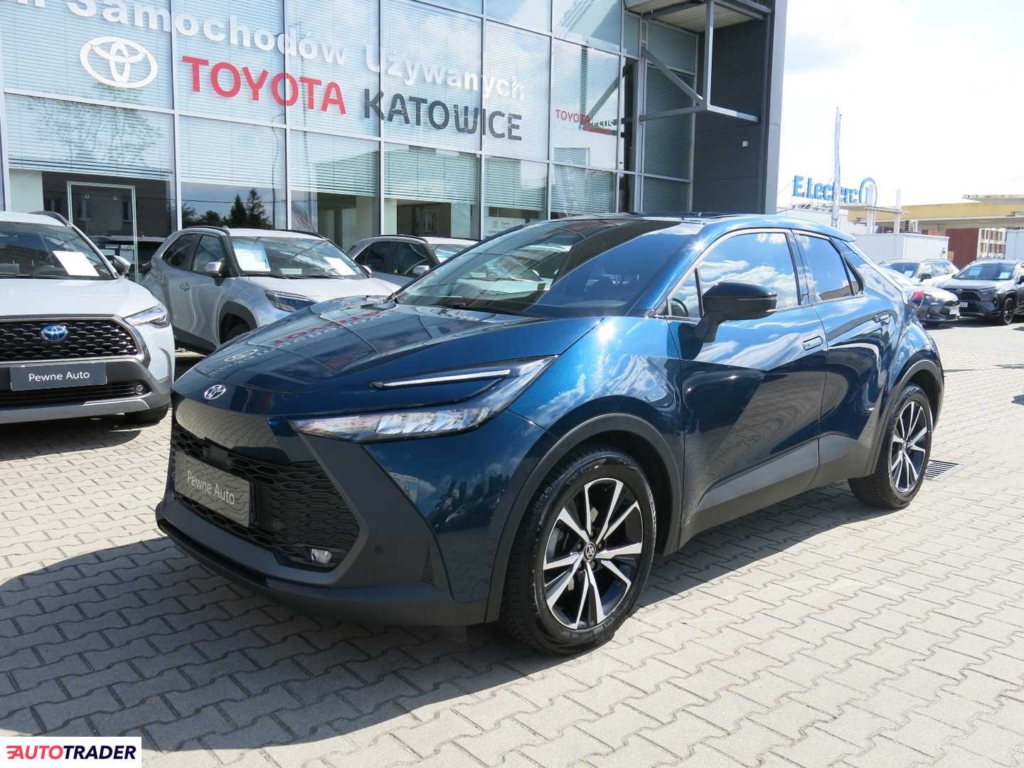 Toyota C-HR 2024 1.8 140 KM