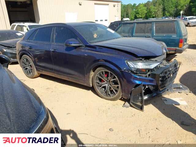 Audi Q8 2021 3