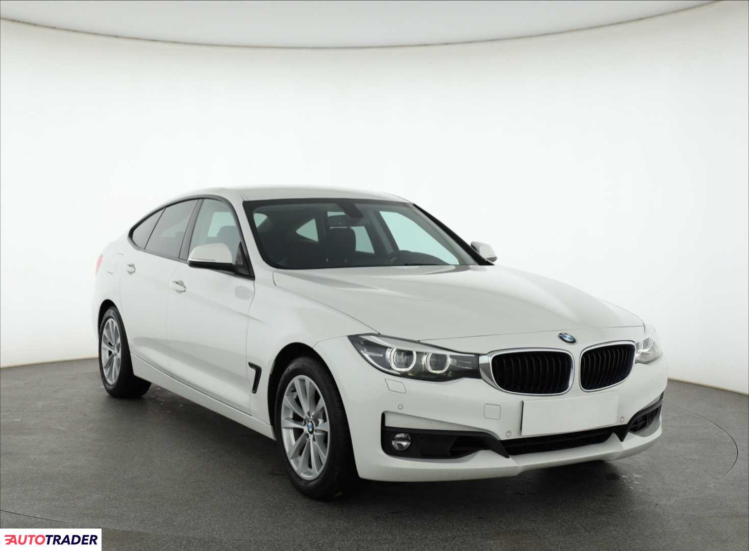 BMW 320 Gran Turismo 2018 2.0 181 KM