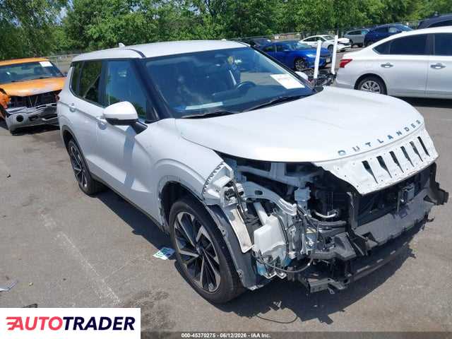 Mitsubishi Outlander 2024 2