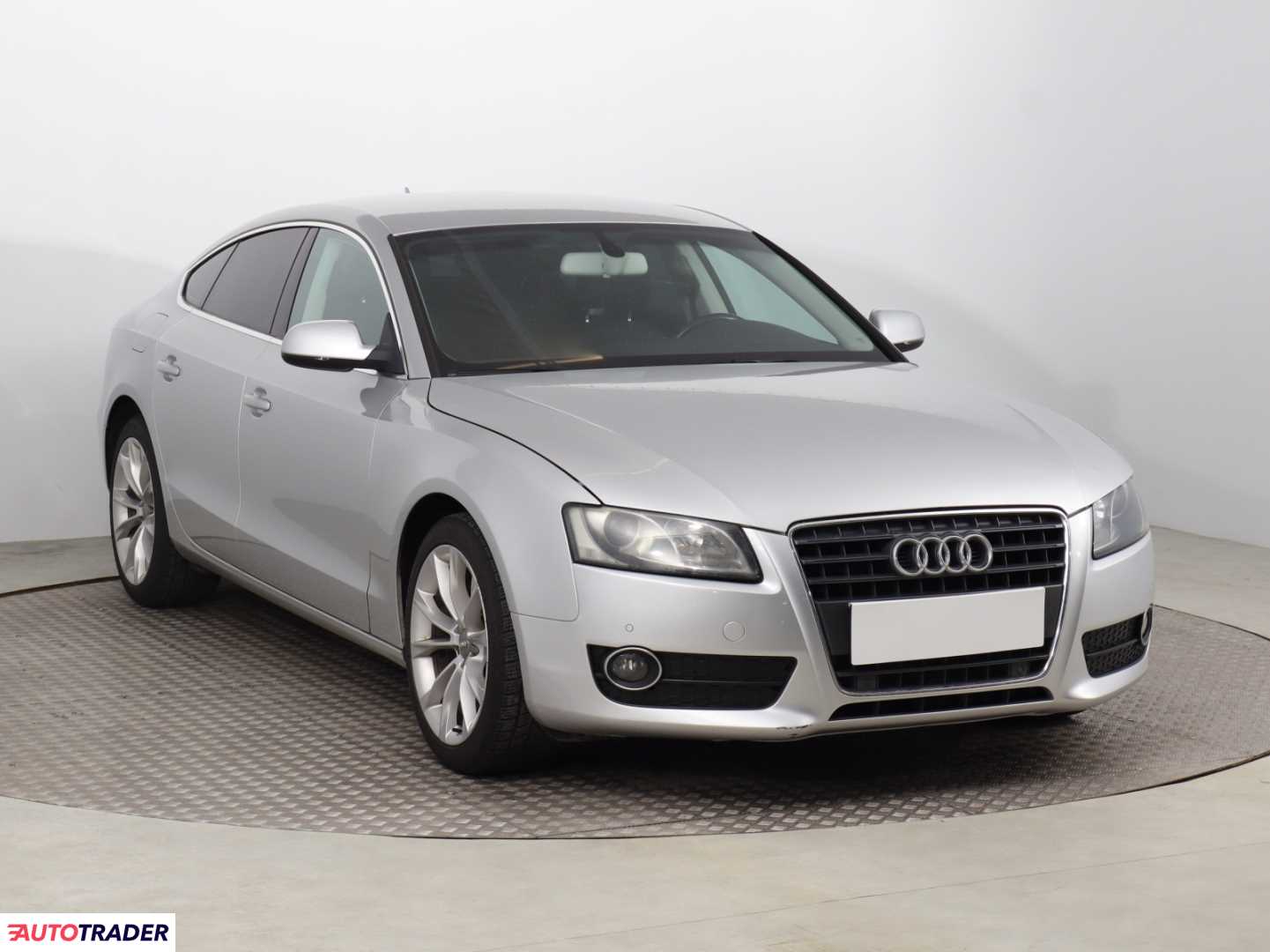 Audi A5 2010 1.8 158 KM