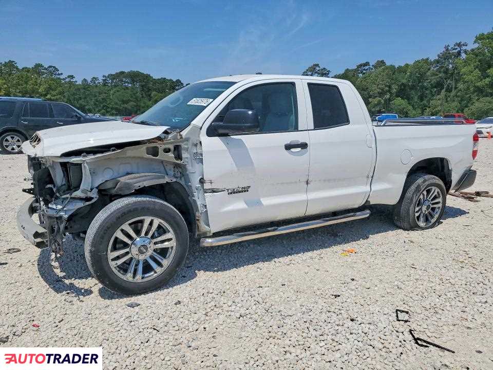 Toyota Tundra 2021 5