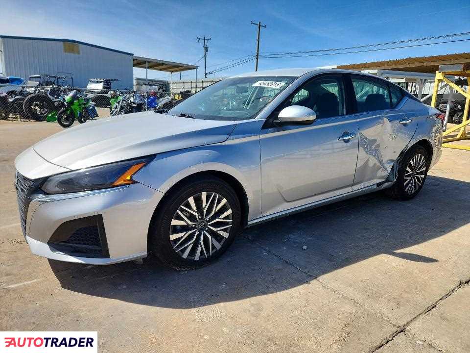 Nissan Altima 2023 2