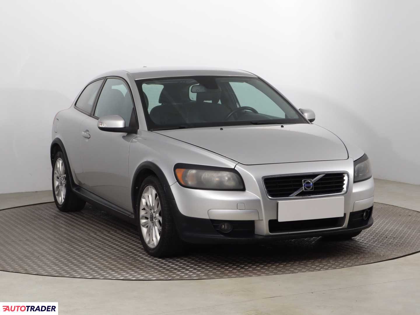 Volvo C30 2007 2.0 134 KM