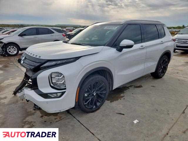 Mitsubishi Outlander 2023 2