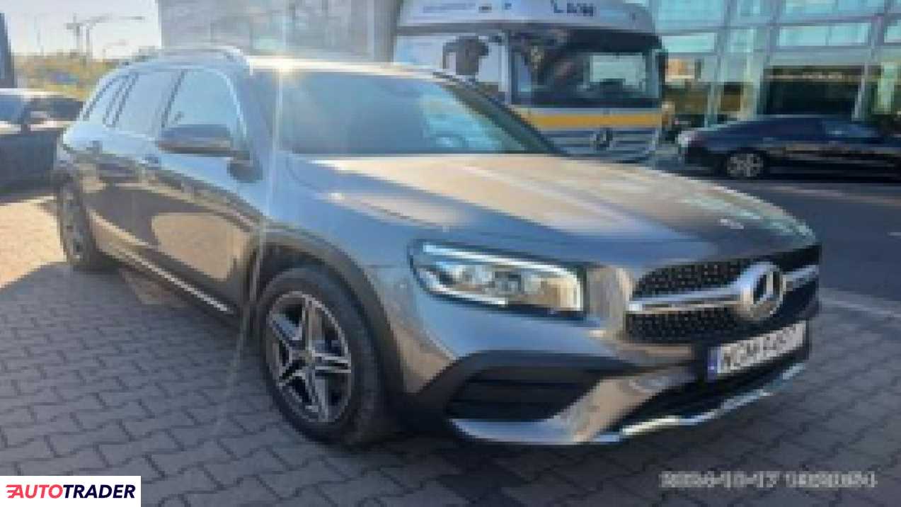 Mercedes GL 1.3 benzyna 163 KM 2023r. (Komorniki)