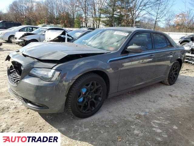 Chrysler 300C 2019 3