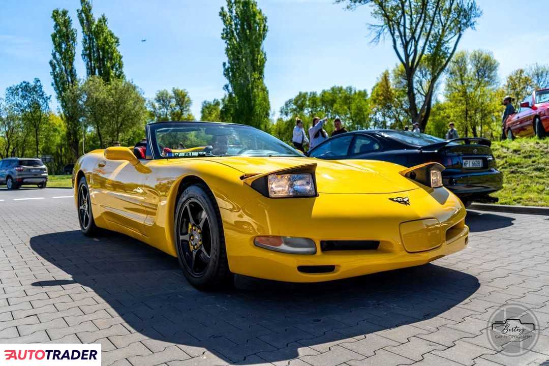 Chevrolet Corvette 2002 5.7 350 KM
