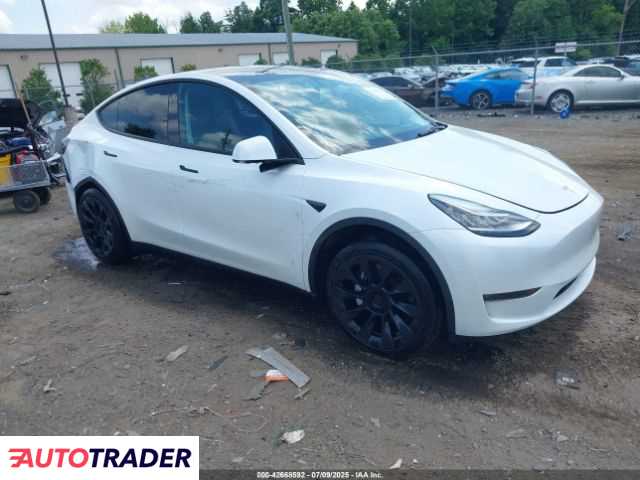 Tesla Model Y 2023 Tesla Model Y 2023