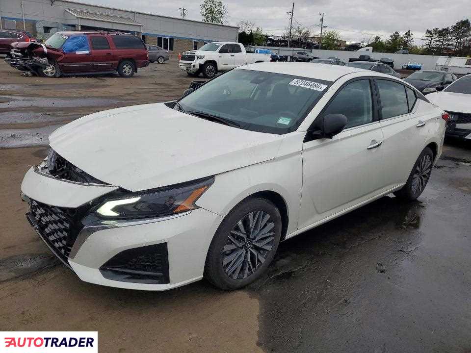 Nissan Altima 2025 2