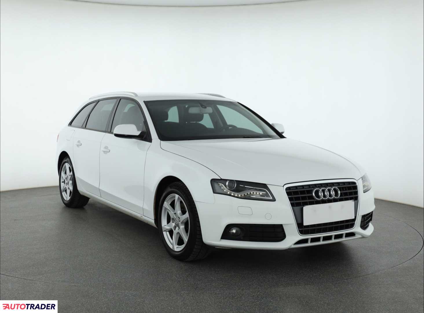 Audi A4 2011 2.0 140 KM Audi A4 2011 2.0 140 KM