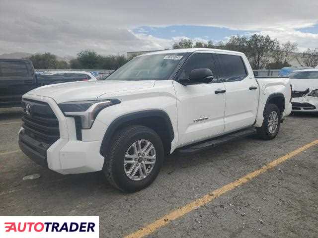 Toyota Tundra 2022 3