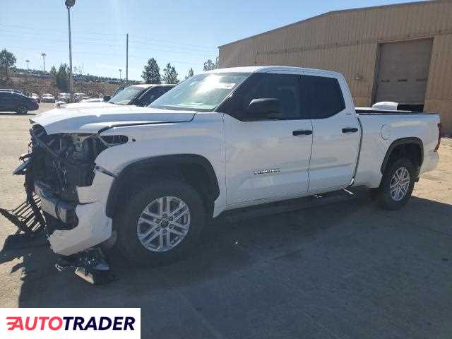 Toyota Tundra 2022 3