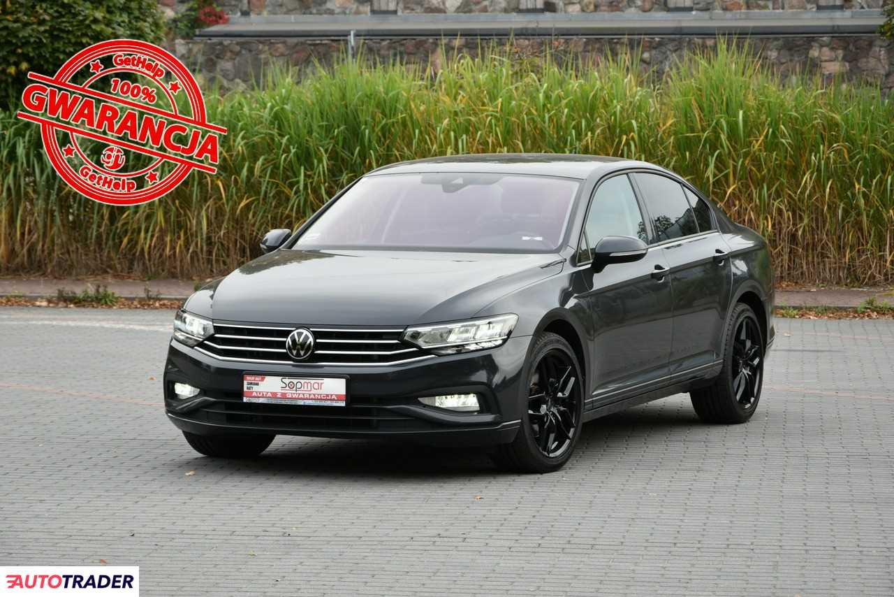 Volkswagen Passat 2021 2.0 150 KM