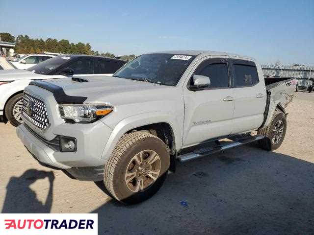 Toyota Tacoma 3.0 benzyna 2019r. (HARLEYVILLE)