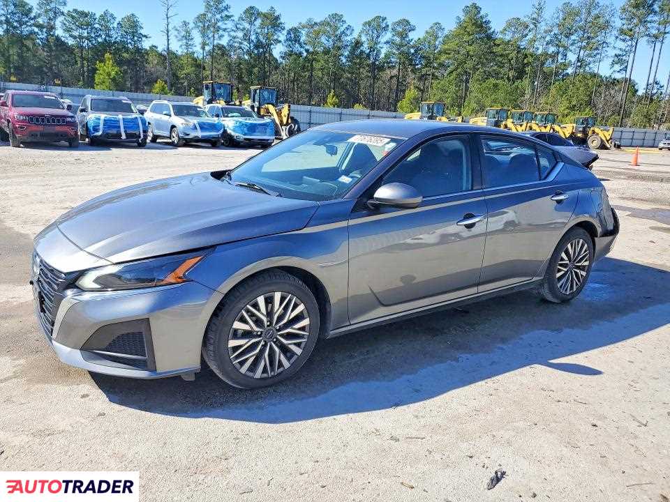 Nissan Altima 2023 2