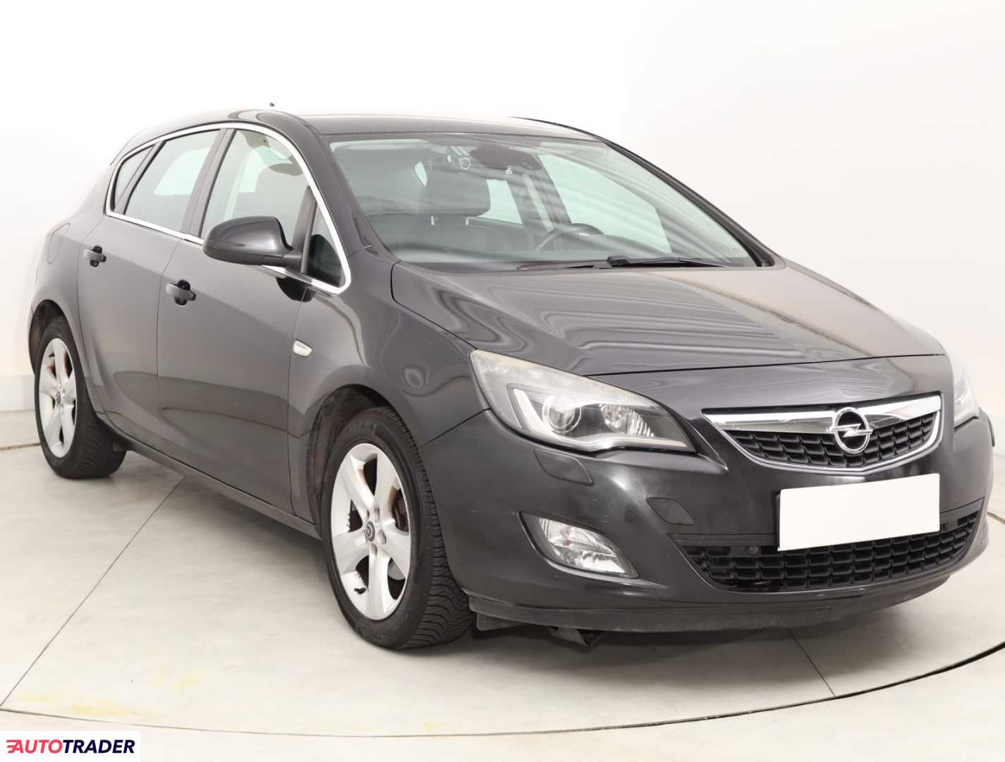 Opel Astra 2012 1.4 138 KM