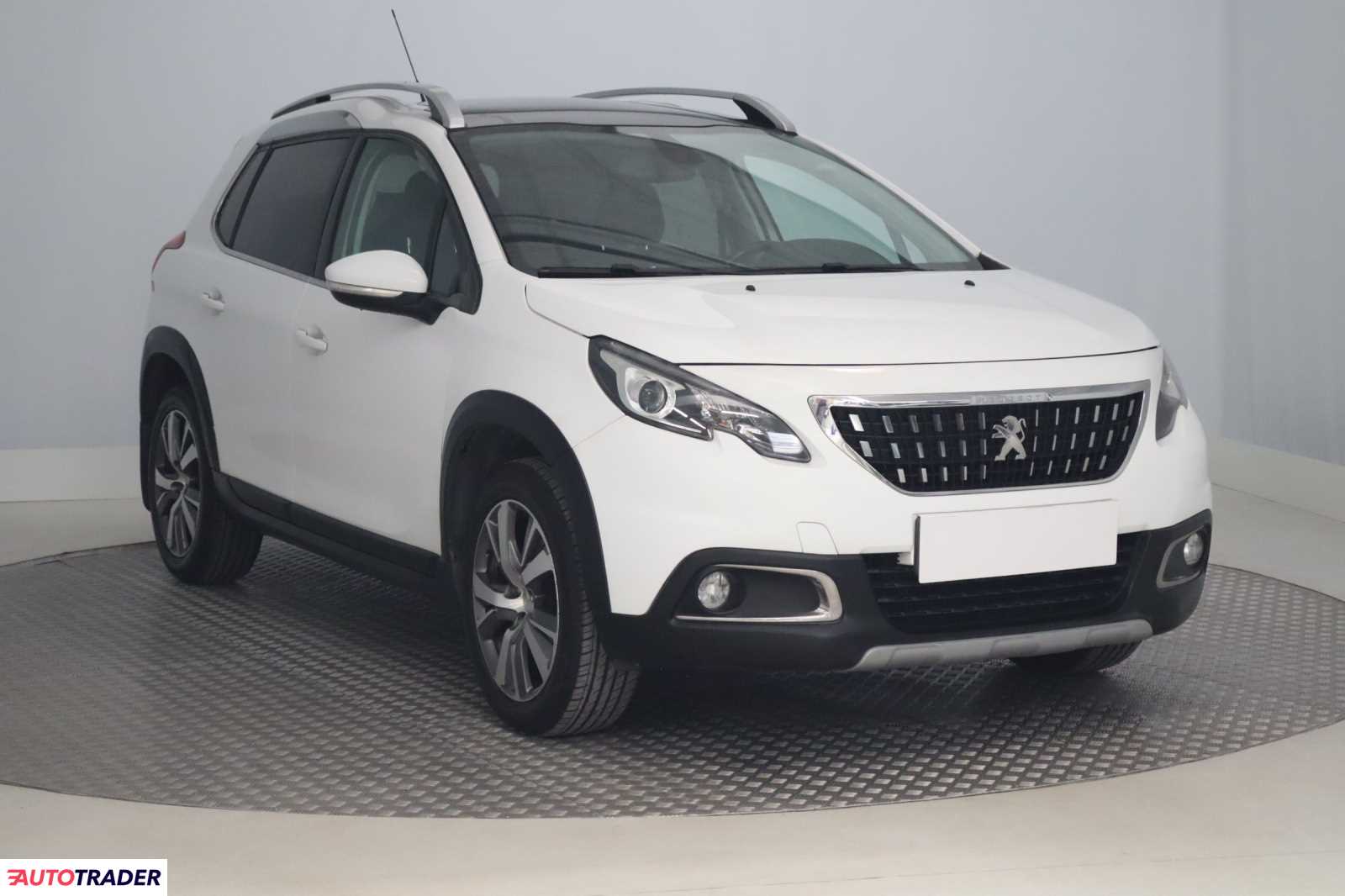Peugeot 2008 2016 1.2 108 KM