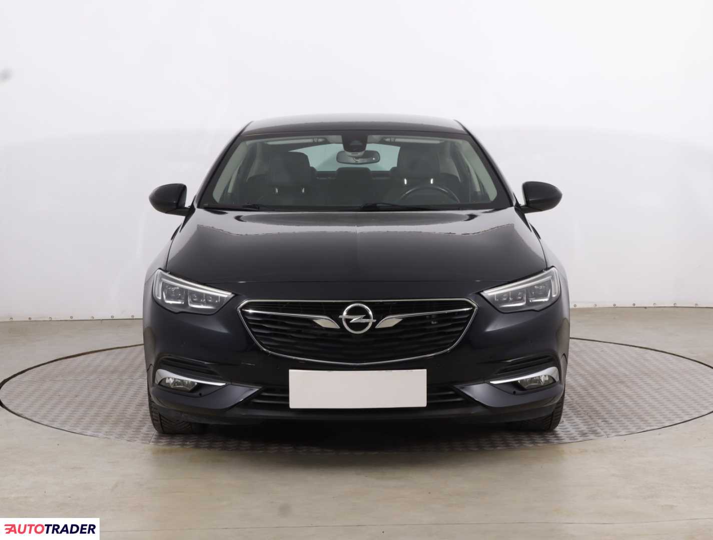 Opel Insignia 2019 1.5 162 KM