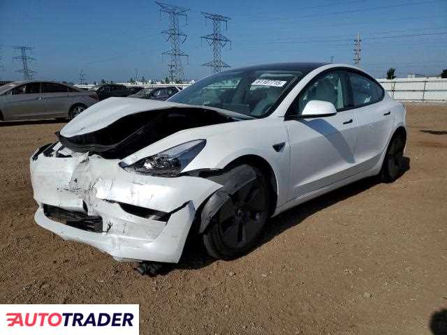 Tesla Model 3 2022