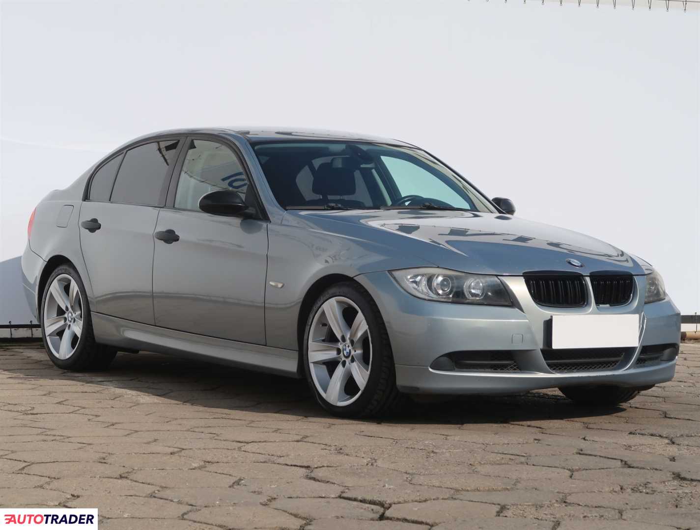 BMW 320 2005 2.0 147 KM