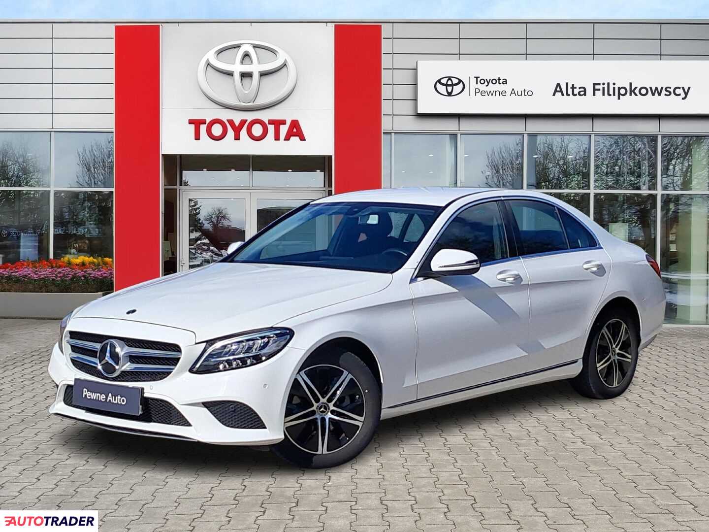 Mercedes Pozostałe 2019 1.6 129 KM