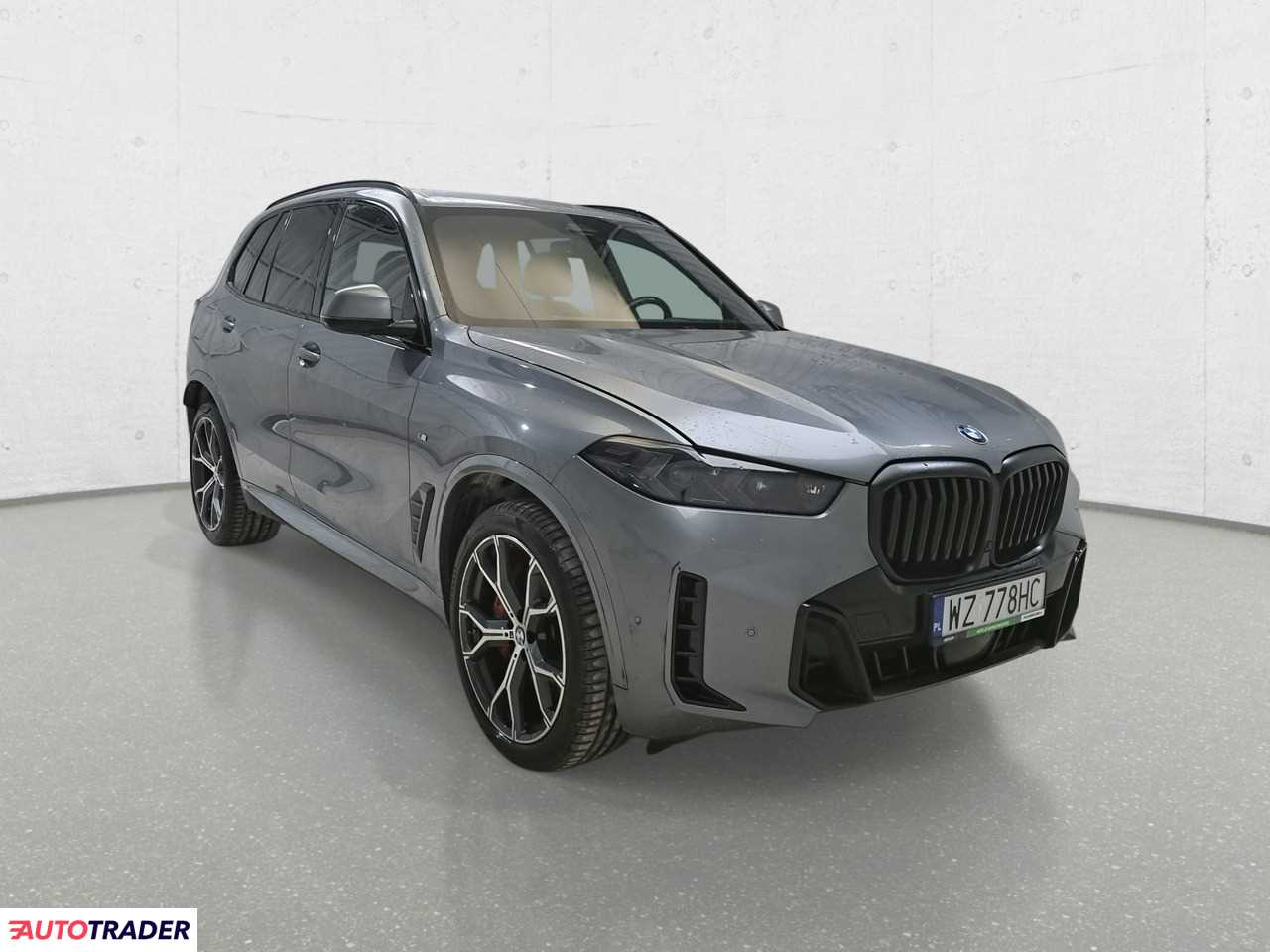 BMW X5 2023 3.0 286 KM