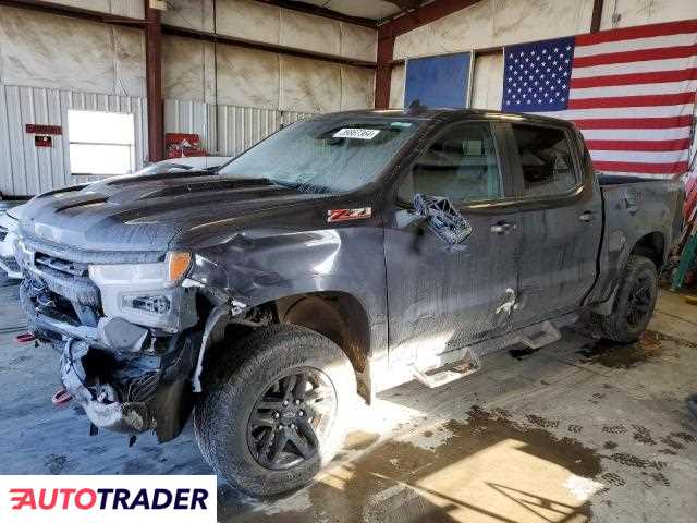 Chevrolet Silverado 2022 3