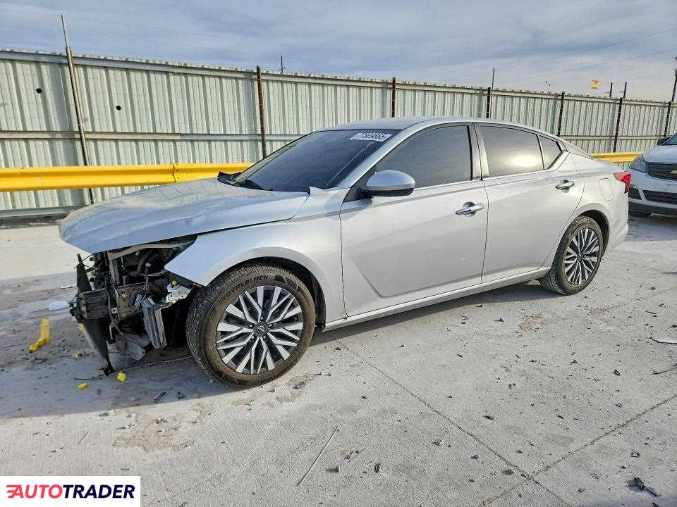 Nissan Altima 2023 2