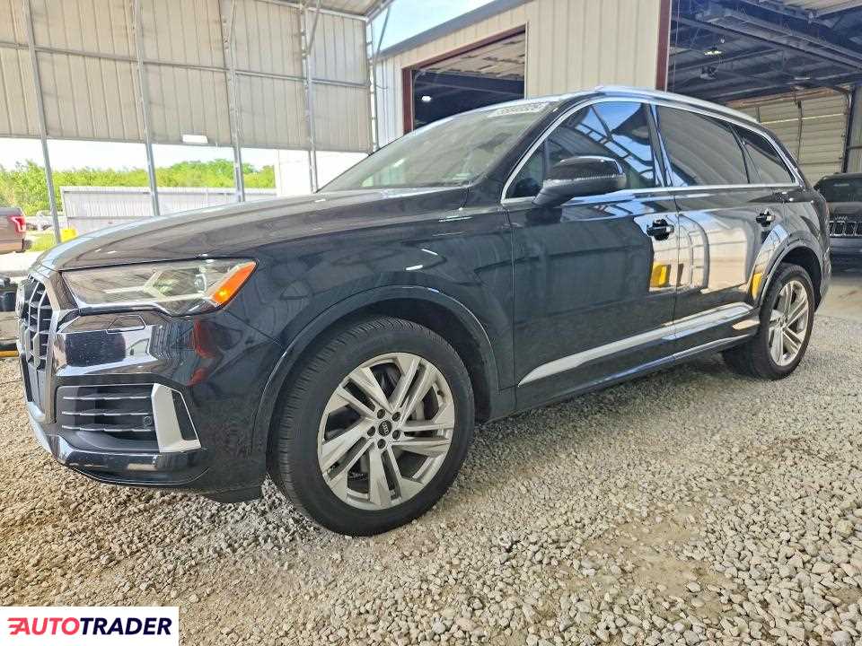 Audi Q7 2021 3