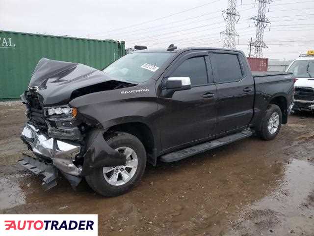 Chevrolet Silverado 5.0 benzyna 2019r. (ELGIN)