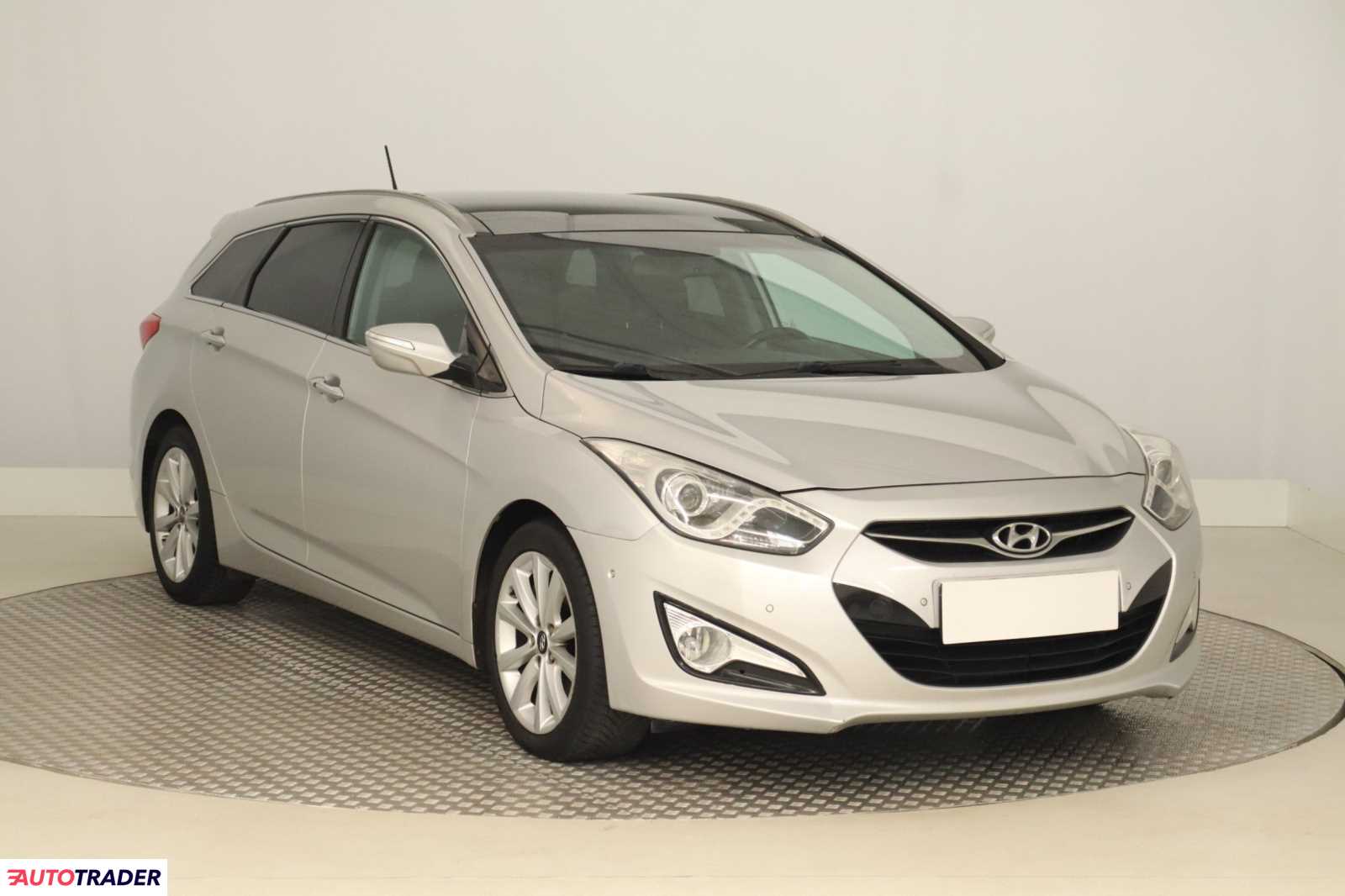 Hyundai i40 2013 1.7 134 KM