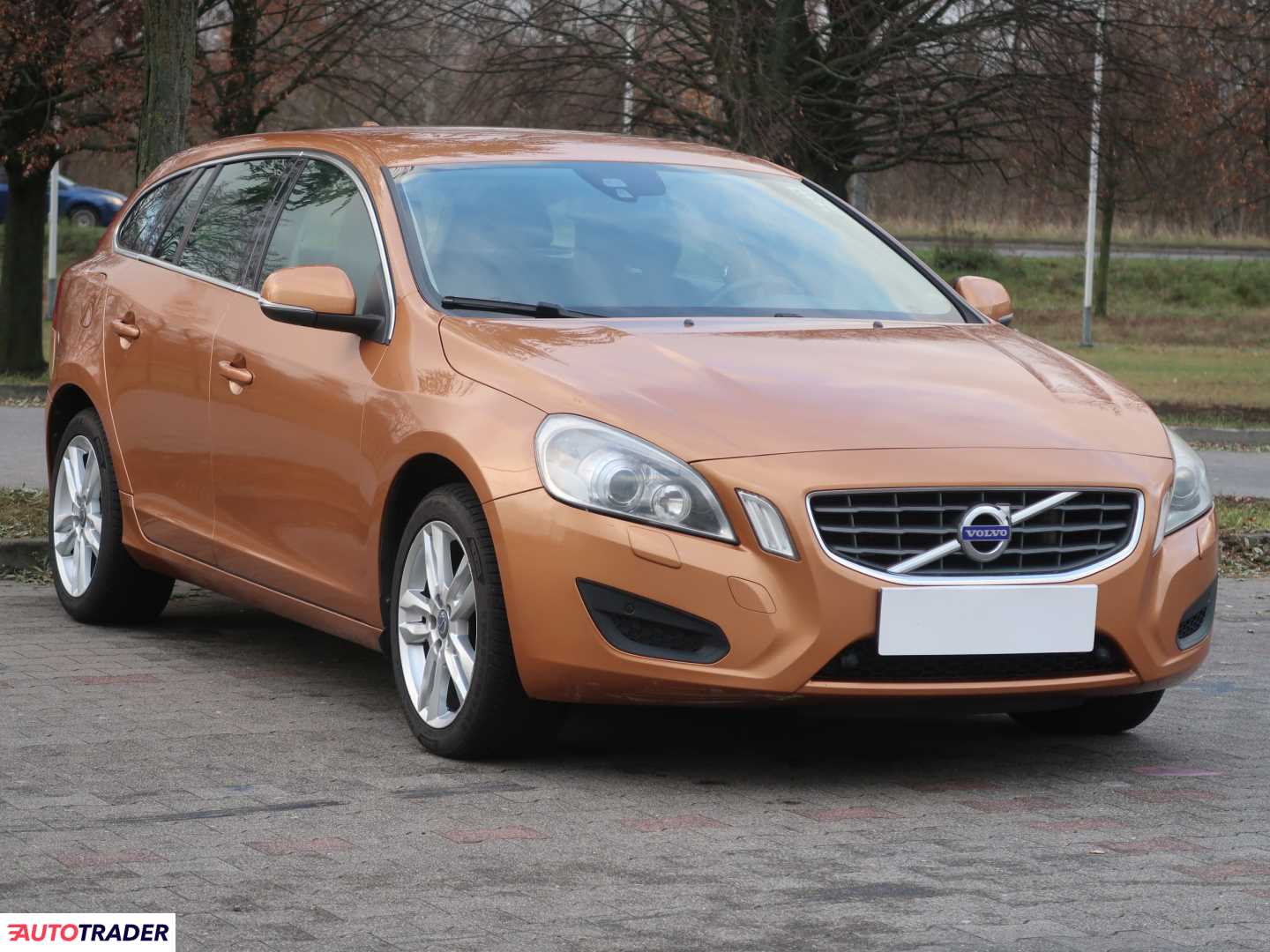 Volvo V60 2012 1.6 147 KM