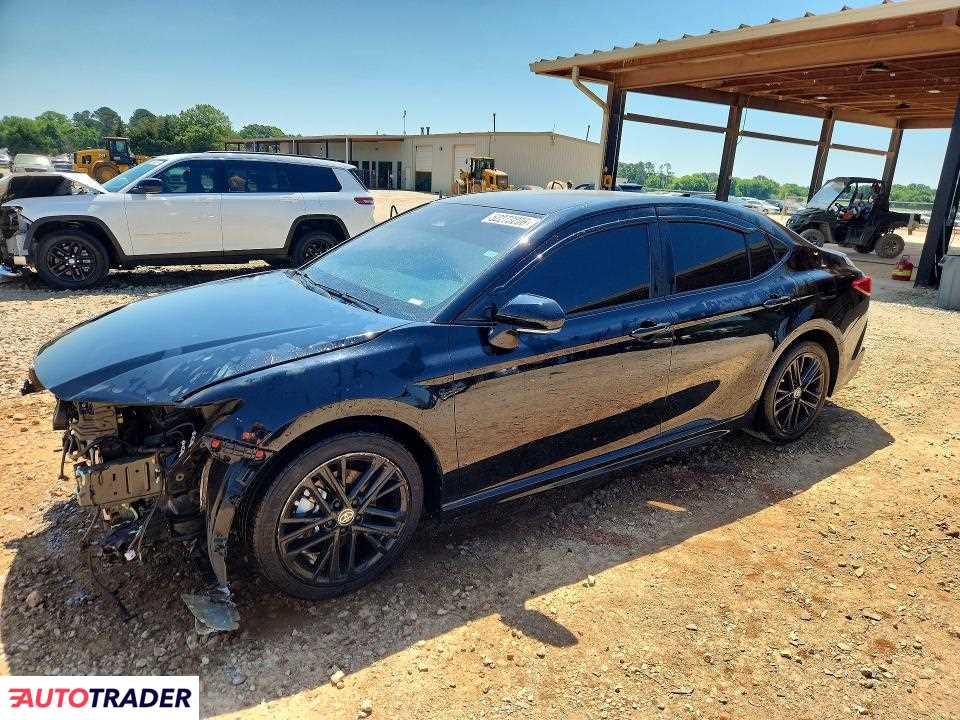 Toyota Camry 2025 2
