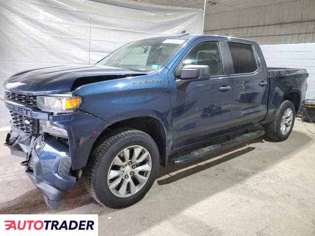 Chevrolet Silverado 2020 4
