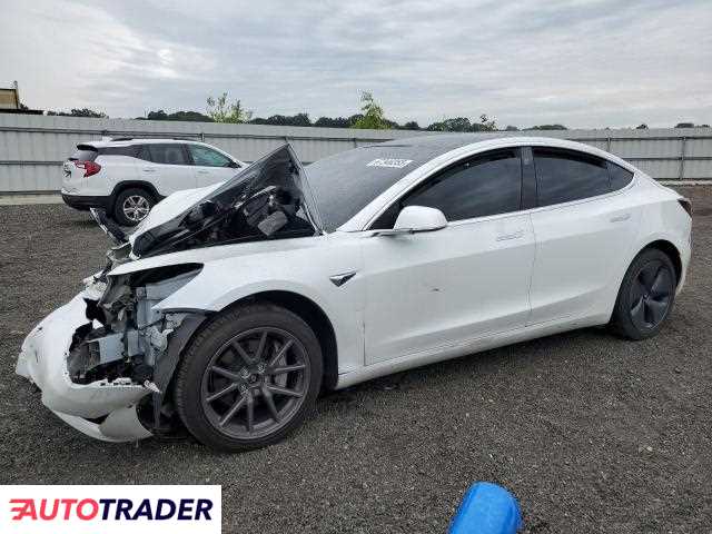Tesla Model 3 2020 Tesla Model 3 2020