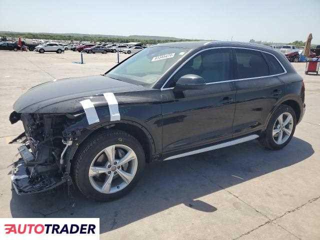 Audi Q5 2.0 benzyna 2020r. (GRAND PRAIRIE)