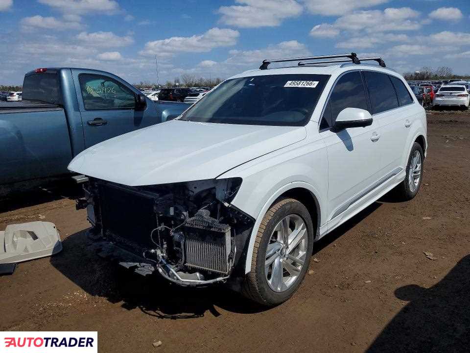 Audi Q7 2020 3