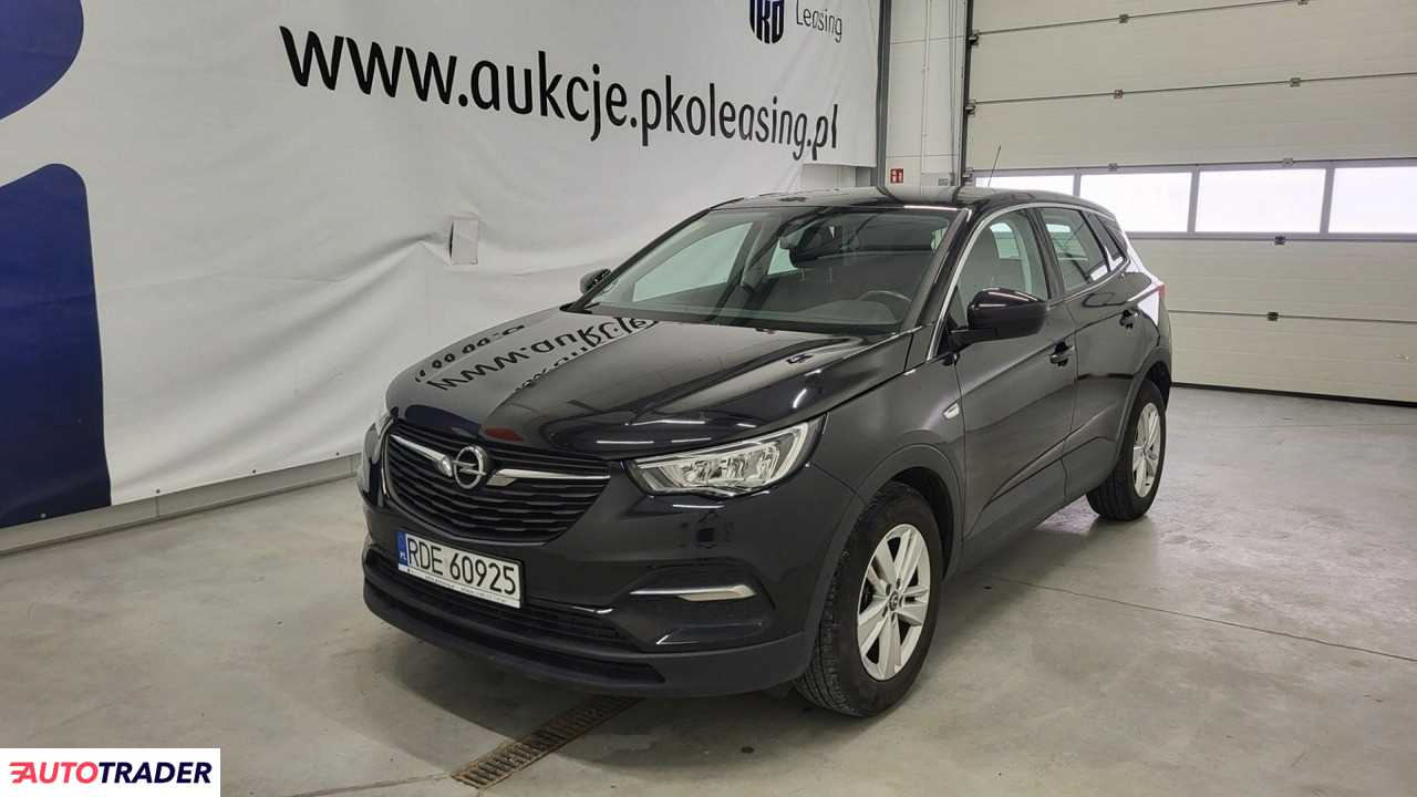 Opel Grandland X 2021 1.2 130 KM