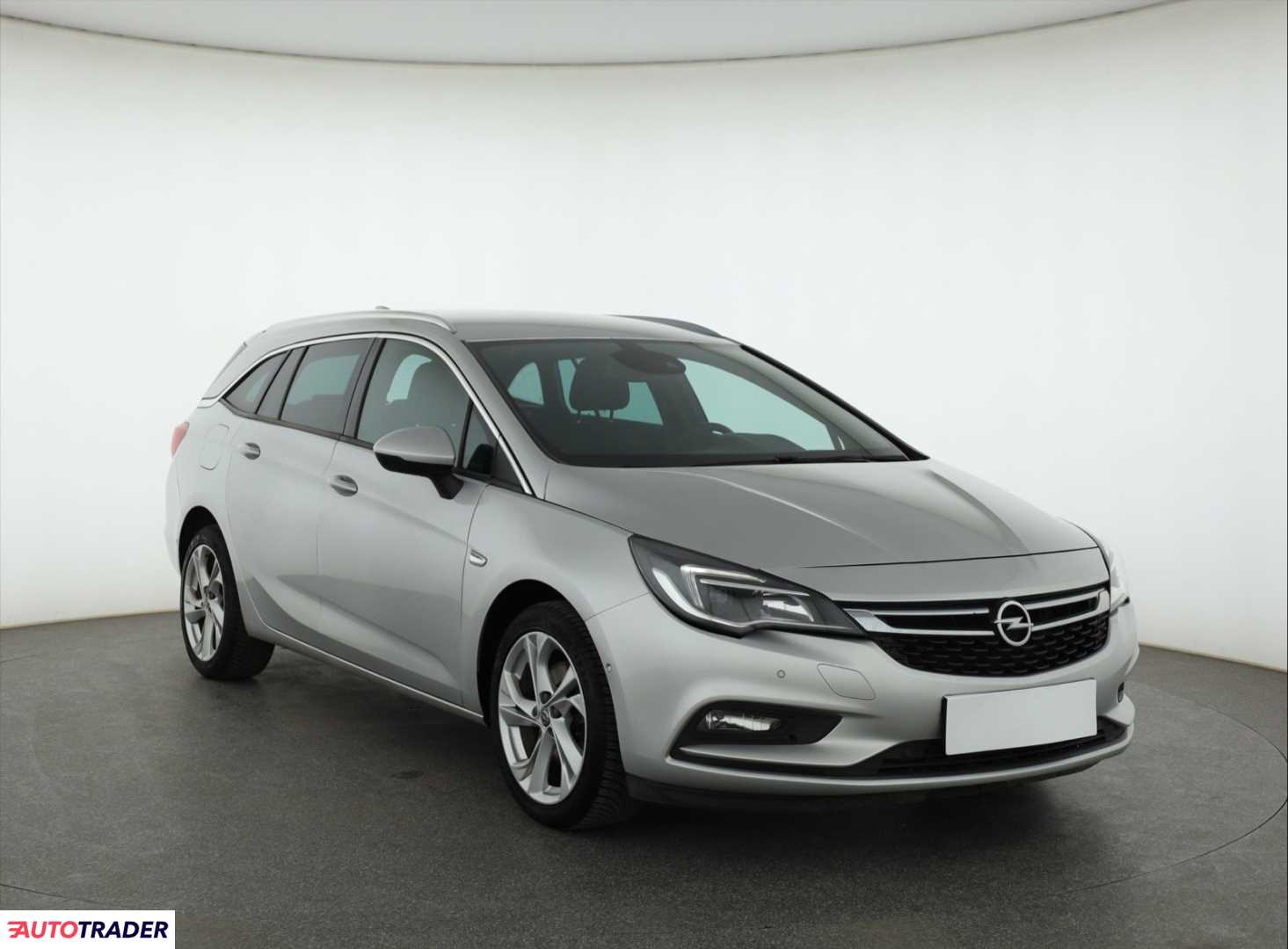 Opel Astra 2017 1.6 134 KM