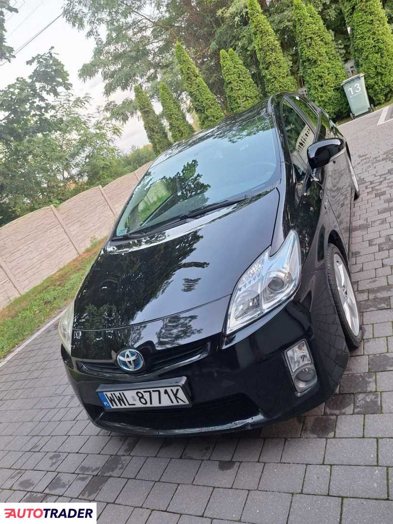 Toyota Prius 2010 1.8 99 KM