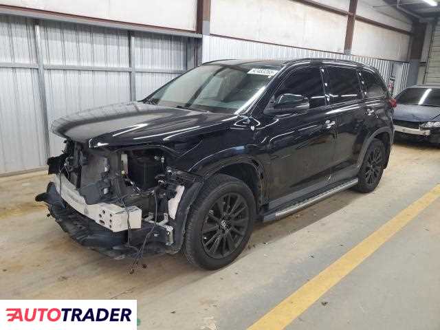 Toyota Highlander 2019 3