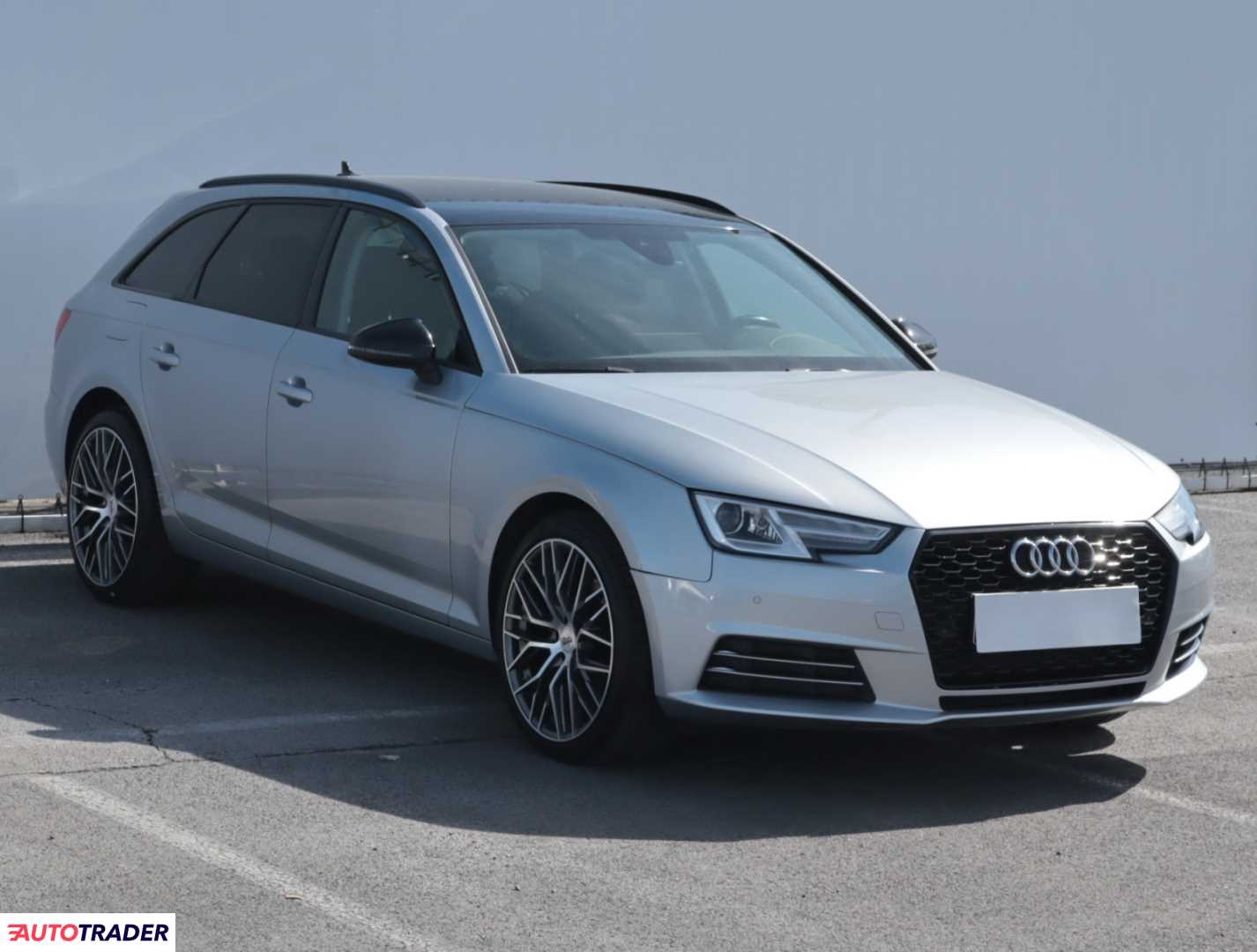 Audi A4 2017 2.0 147 KM