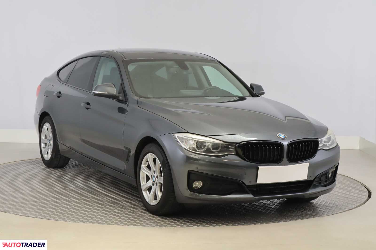 BMW 318 Gran Turismo 2014 2.0 134 KM