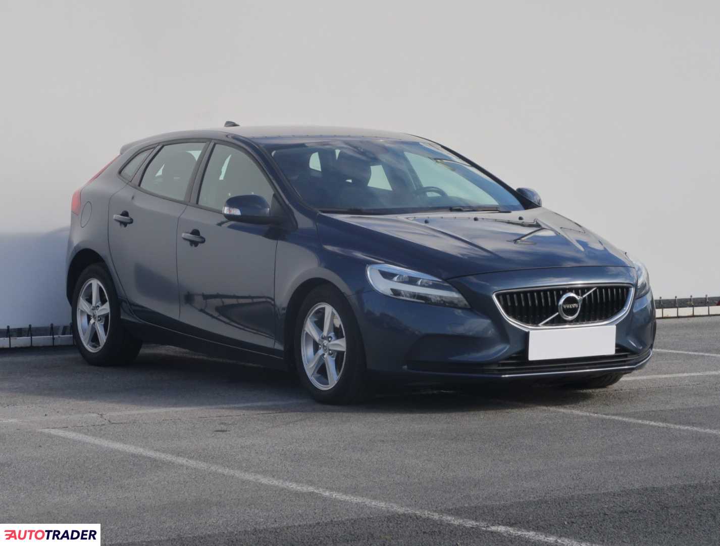 Volvo V40 2017 2.0 118 KM Volvo V40 2017 2.0 118 KM